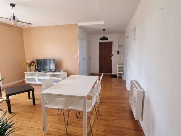 Colocation / Appartement 5 pièces de 67 m², Guingamp, Rue du Laurens de la Barre / Photo 2