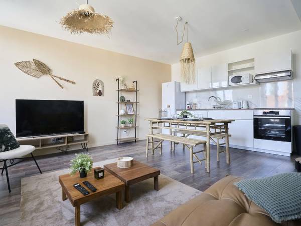 Colocation / Appartement 4 pièces de 65 m², Metz, Pont-À-Mousson / Photo 2