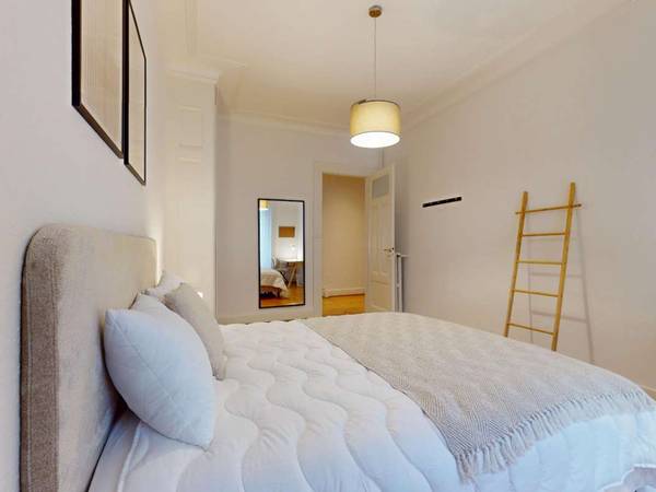 Colocation / Appartement 8 pièces de 180 m², Genève, Rue de Lyon / Photo 10