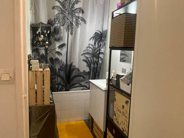 Colocation / Appartement 3 pièces de 58 m², Paris, Rue du Simplon / Photo 4