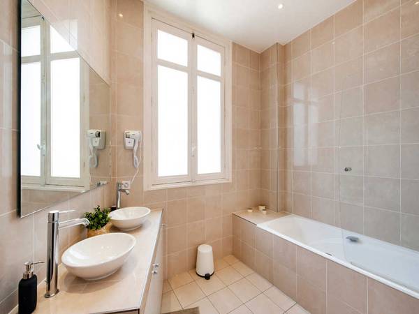 Colocation / Appartement 7 pièces de 220 m², Paris, Boulevard Malesherbes - Bat A / Photo 25