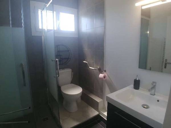Colocation / Appartement 8 pièces de 1 m², Pessac, Rue Henri Dunant / Photo 9