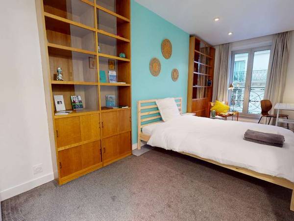 Coliving / Appartement 6 pièces de 137 m², Paris, Avenue du Maine / Photo 2