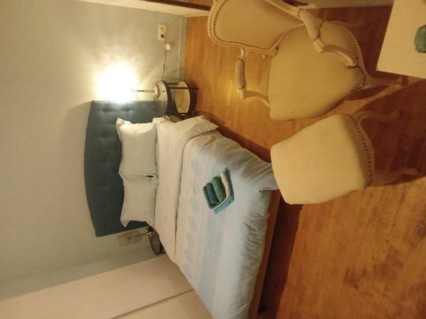 Colocation / Maison 5 pièces de 200 m², Saint-Denis, Impasse Chevalier / Photo 2