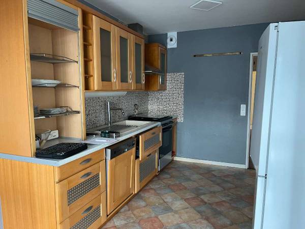 Colocation / Appartement 5 pièces de 107 m², Olivet, Rue des Capucines / Photo 2