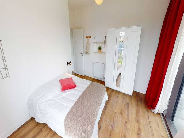 Colocation / Appartement 12 pièces de 280 m², Asnières-sur-Seine, Avenue Sainte-Anne / Photo 2