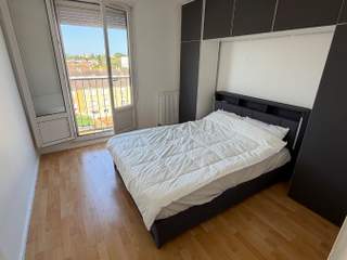 Colocation / 4 rooms apartment · 75 m², Le Mans, Rue de Funay