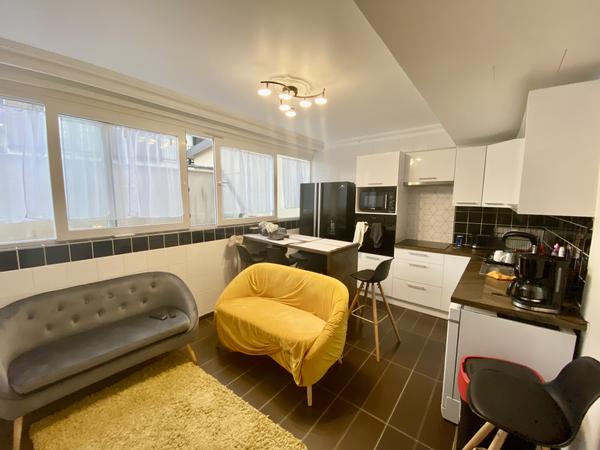 Colocation / Appartement 6 pièces de 95 m², Rosny-sous-Bois, Rue Clément Ader / Photo 2