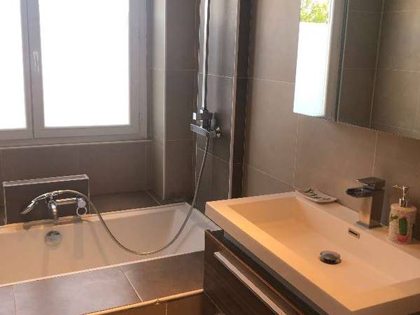 Colocation / Appartement 4 pièces de 65 m², Villeurbanne, Rue Octavie / Photo 3