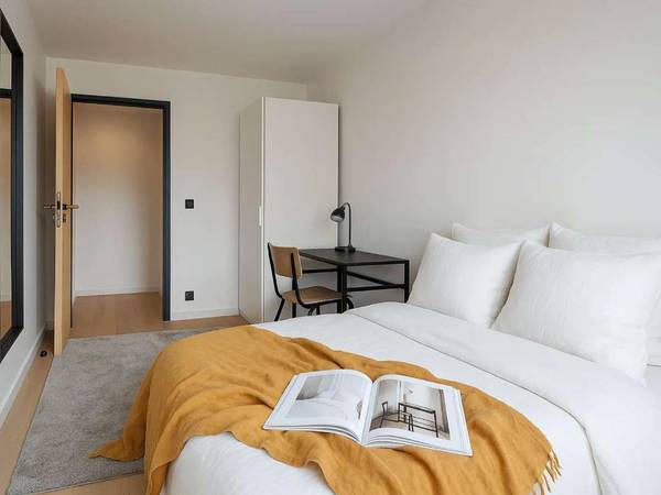 Colocation / Appartement 4 pièces de 69 m², Clichy, Rue Fernand Pelloutier / Photo 2