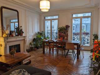Colocation / Appartement 6 pièces de 130 m², Paris, Rue Bleue