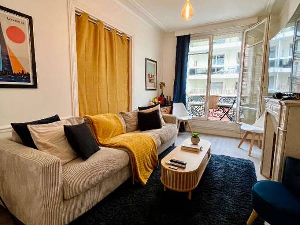 Sous-location / Appartement 5 pièces de 85 m², Paris, Avenue de Saint-Ouen / Photo 3