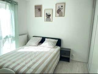 Piso compartido / 5 rooms apartment · 77 m², Évry-Courcouronnes, Allée Pablo Neruda