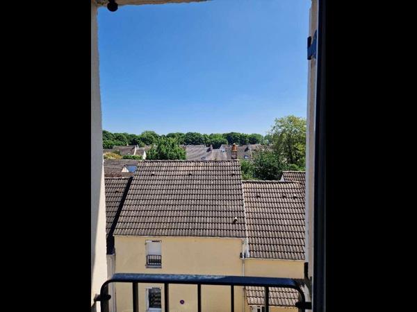 Colocation / Duplex 6 pièces de 133 m², Évry-Courcouronnes, Allée des Haubans / Photo 11