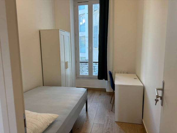 Colocation / Appartement 5 pièces de 57 m², Marseille, Boulevard de Dunkerque / Photo 2