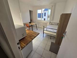 Chambre pour étudiant / 1 room residence · 13 m², Cholet, Rue du President Paul Doumer