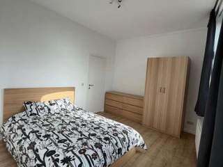 Flatsharing / 6-bedroom flat · 200 m², Ixelles, Rue Veydt