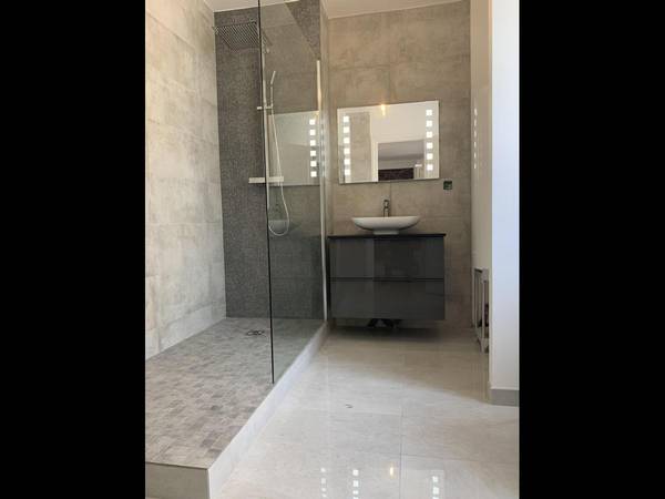 Colocation / Appartement 3 pièces de 80 m², Villeurbanne, Rue Edouard Aynard / Photo 2