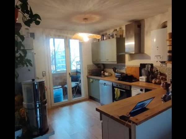 Flatsharing / 3-bedroom flat · 70 m², Villeurbanne, Rue du 8 Mai 1945 / Photo 2