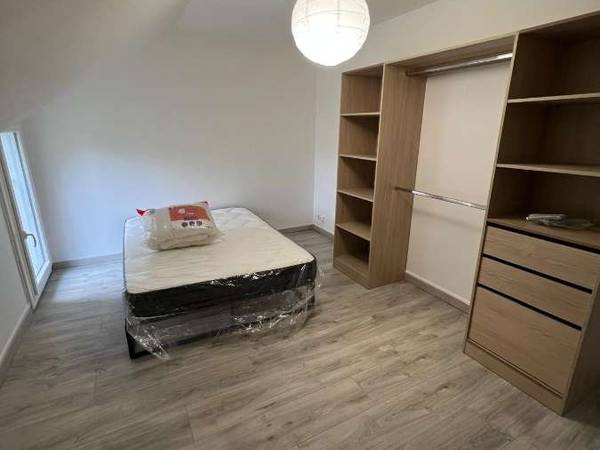 Colocation / Maison 5 pièces de 84 m², Orléans, Rue Robert Desnos / Photo 8
