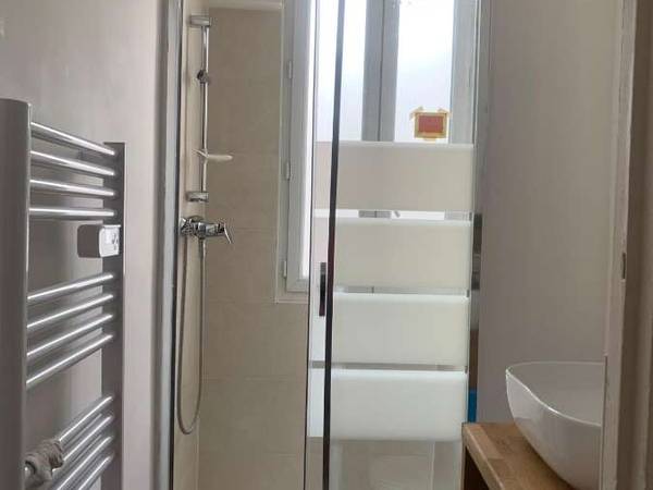 Sous-location / Appartement 3 pièces de 53 m², Paris, Rue du Clos / Photo 5