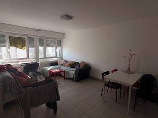 Colocation / 8 rooms apartment · 75 m², Lyon, Avenue Berthelot