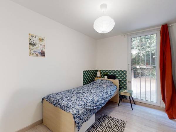 Colocation / Appartement 4 pièces de 62 m², Avignon, Impasse Clos Saint-Henri / Photo 2