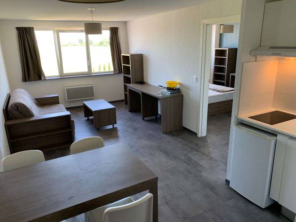 Colocation / Appartement 3 pièces de 64 m², Talence, Avenue de la Mission Haut Brion / Photo 2