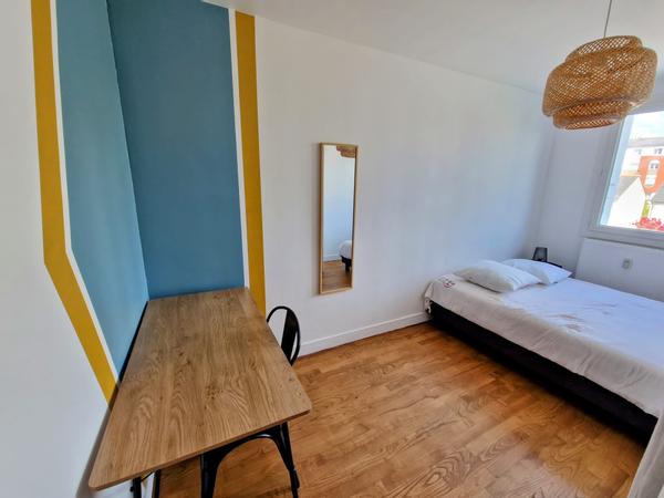 Colocation / Appartement 4 pièces de 78 m², Rennes, Rue Paul Bourget / Photo 2