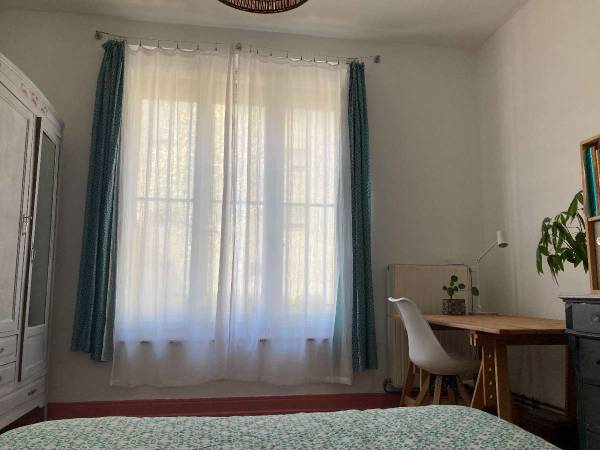 Colocation / Appartement 3 pièces de 78 m², Grenoble, Rue Capitaine Veyron la Croix / Photo 2