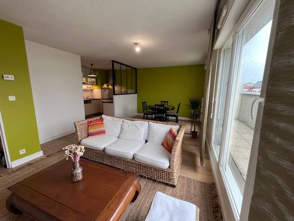 Colocation / Appartement 4 pièces de 80 m², Bruz, Place du Vert Buisson / Photo 2