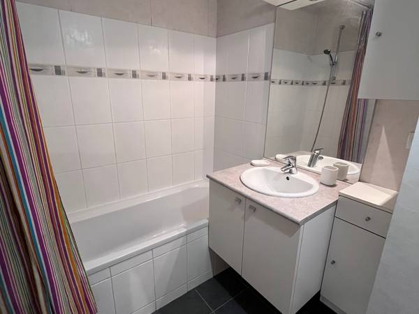 Colocation / Appartement 4 pièces de 80 m², Bruz, Place du Vert Buisson / Photo 8