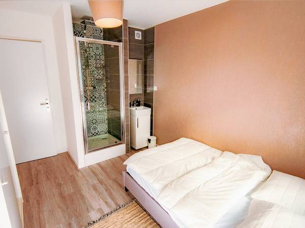 Colocation / Appartement 5 pièces de 84 m², Gaillard, Rue de la Paix / Photo 2