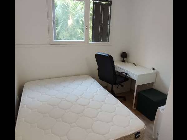 Colocation / Appartement 6 pièces de 90 m², Champs-sur-Marne, Allée Xavier Bichat / Photo 3