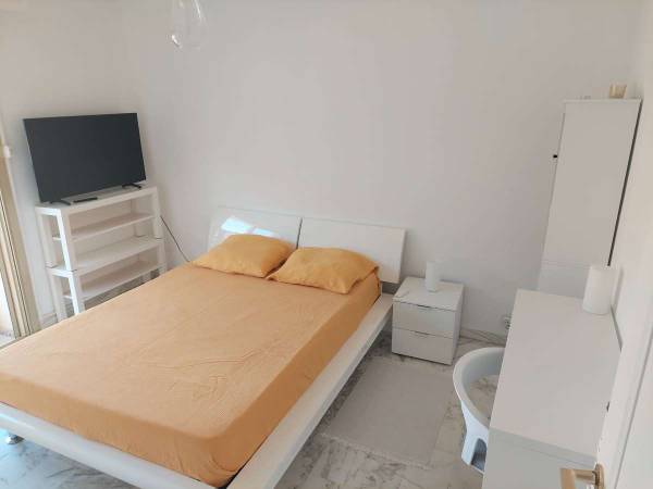 Chambre chez l'habitant / Appartement 2 pièces de 50 m², Antibes, Avenue Docteur Hochet / Photo 2