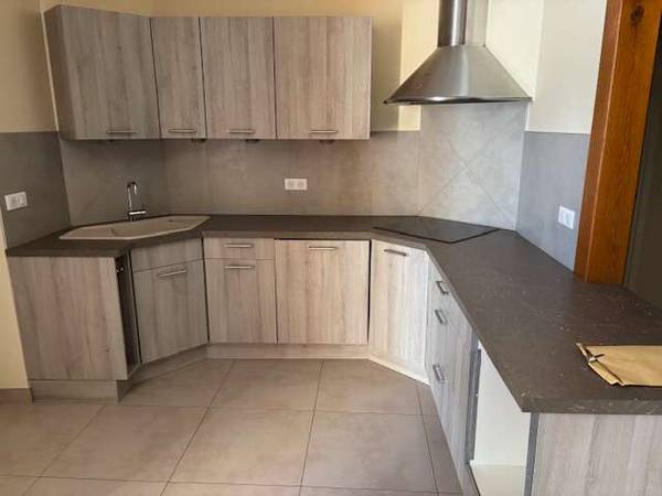 Colocation / Maison 6 pièces de 80 m², Montfaucon / Photo 2