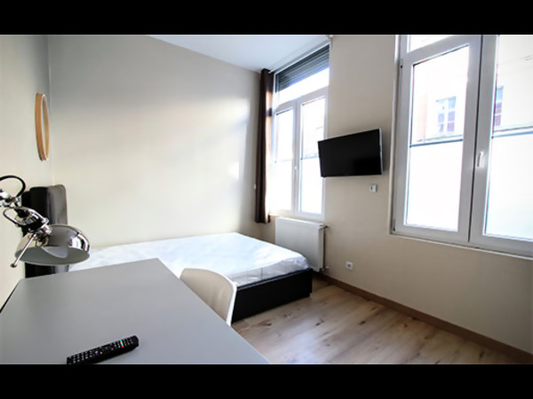 Colocation / Appartement 6 pièces de 100 m², Asnières-sur-Seine / Photo 4
