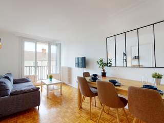 Colocation / 5 rooms apartment · 80 m², Lyon, Rue Florent
