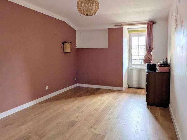 Location / Appartement 3 pièces de 72 m², Bordeaux, Rue Hugla / Photo 8
