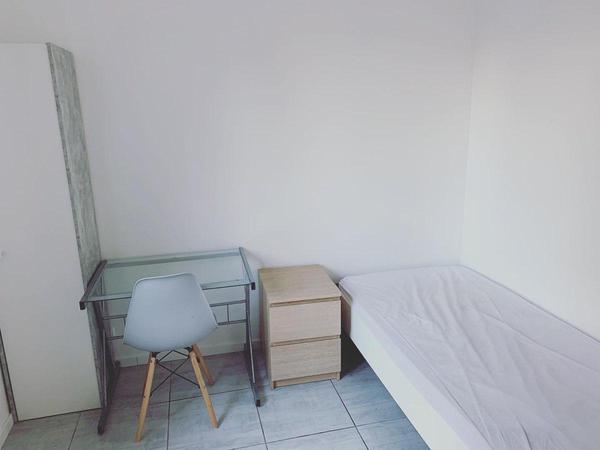 Colocation / Maison 8 pièces de 180 m², Épinay-sur-Seine, Rue des Alliés / Photo 2