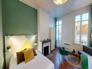Flatsharing / 8-bedroom flat · 230 m², Bordeaux, Rue Charles Monselet
