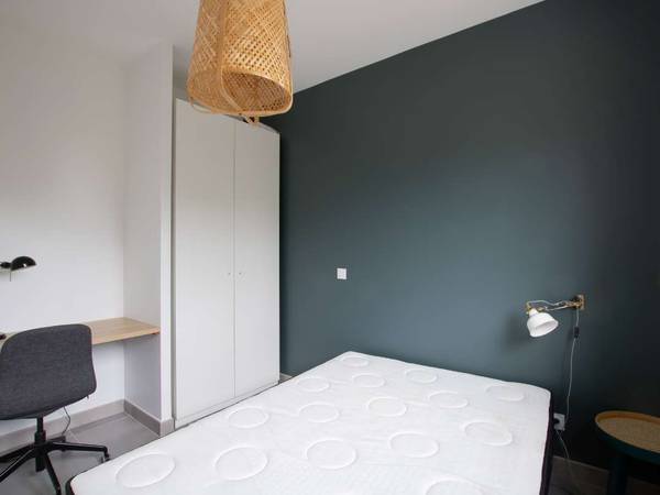 Colocation / Appartement 4 pièces de 110 m², Pessac, Rue des Anciennes Ecoles / Photo 9