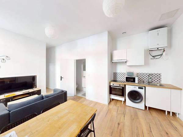 Location / Appartement 3 pièces de 45 m², Roubaix, Rue du Général Sarrail / Photo 2