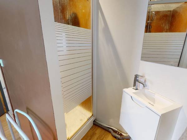 Flatsharing / 5-bedroom flat · 95 m², Lille, Rue Jeanne Maillotte / Photo 2