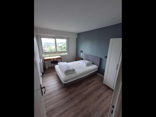 Colocation / Appartement 7 pièces de 122 m², Massy, Allee Albert Thomas / Photo 12