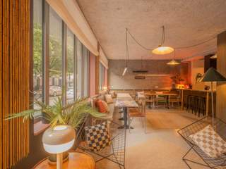 Coliving space / 10-bedroom house · 520 m², Paris, Rue Neuve des Boulets