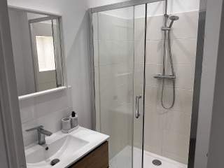 Room share / 4 rooms apartment · 55 m², Courbevoie, Avenue Château du Loir