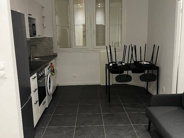 Colocation / Appartement 4 pièces de 55 m², Courbevoie, Avenue Château du Loir / Photo 7