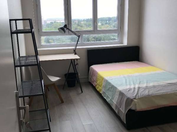 Flatsharing / 6-bedroom flat · 101 m², Bron, Rue du Parc / Photo 5