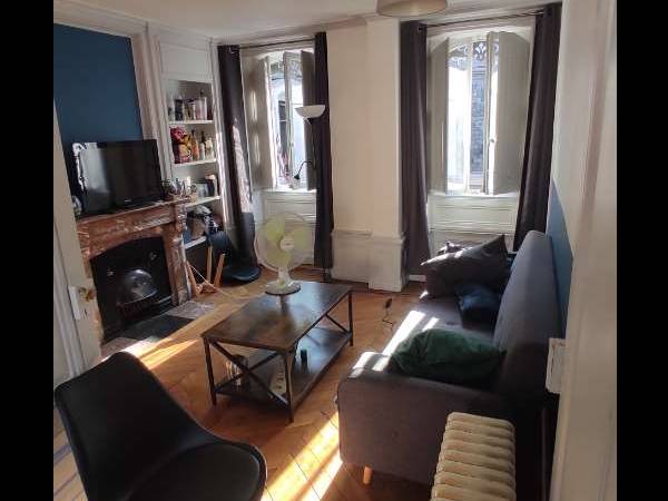 Colocation / Appartement 6 pièces de 145 m², Lyon, Place de la Bourse / Photo 2